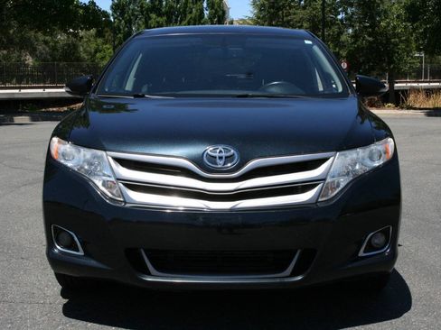 Used 2013 Toyota Venza LE w/ LE Preferred Pkg AWD/4WD image 3