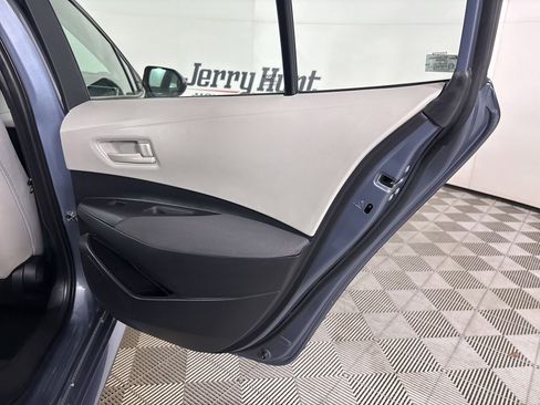 Used 2024 Toyota Corolla LE image 23