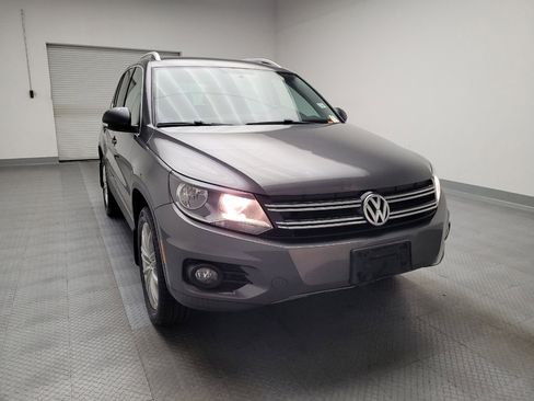 Used 2014 Volkswagen Tiguan SE image 14