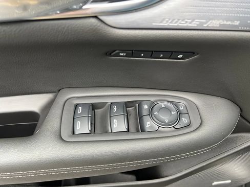 Used 2024 Cadillac XT6 Premium Luxury w/ Technology Package AWD/4WD image 7
