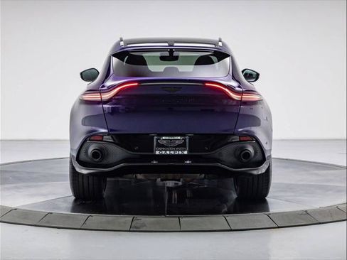 Used 2022 Aston Martin DBX AWD/4WD image 7
