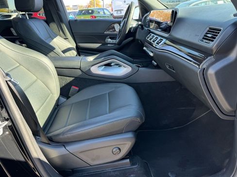 Used 2024 Mercedes-Benz GLE 350 4MATIC w/ 3rd Row Seat Package image 23