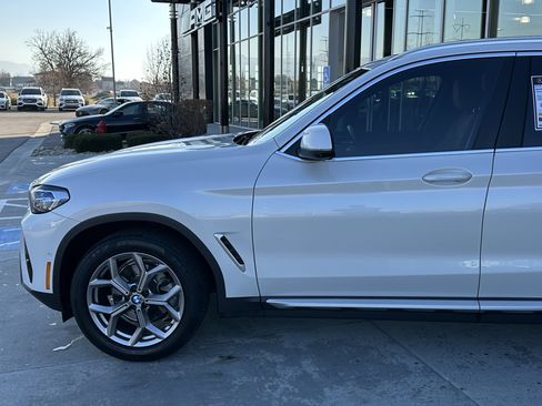 Used 2023 BMW X3 xDrive30i w/ Premium Package image 9