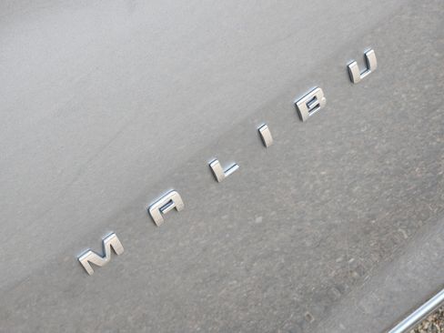 Used 2024 Chevrolet Malibu LT image 9