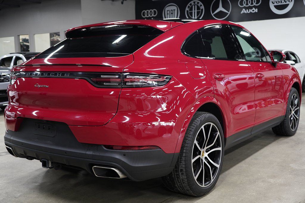 Used 2021 Porsche Cayenne Coupe AWD/4WD image 5