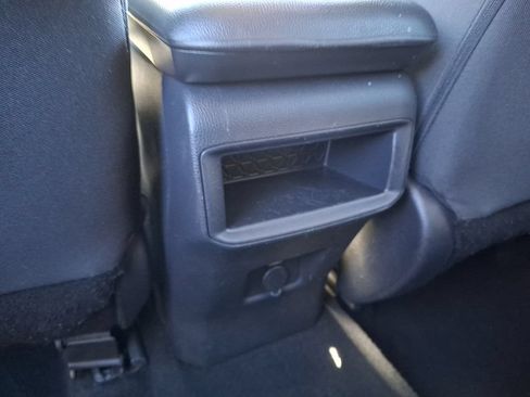 Certified 2021 Toyota RAV4 LE AWD/4WD image 11