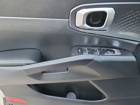 Certified 2024 Kia Sorento S AWD/4WD image 13