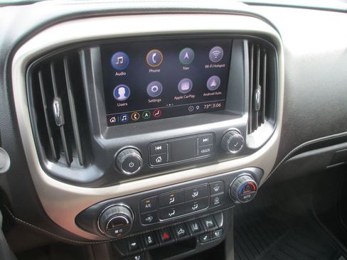 Used 2021 GMC Canyon Denali image 26
