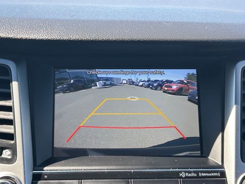 Used 2018 Hyundai Tucson SEL image 22