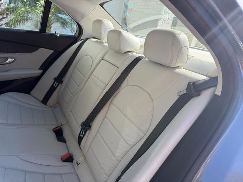 Used 2017 Mercedes-Benz C 300 Sedan image 34