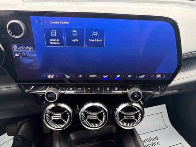 Used 2024 Chevrolet Blazer EV LT AWD/4WD image 25