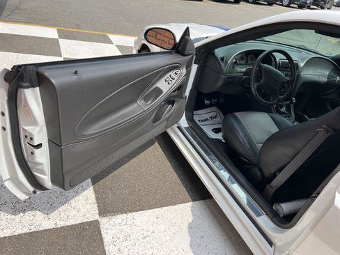 Used 2003 Ford Mustang GT Premium image 17