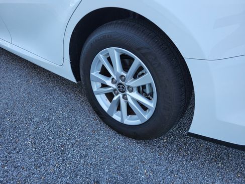 Used 2025 Toyota Camry LE FWD image 26