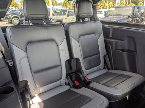 Used 2024 Ford Bronco Big Bend image 15