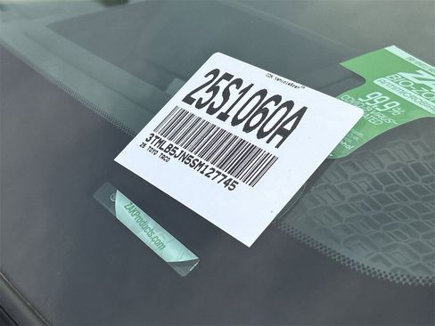 Used 2025 Toyota Tacoma Limited image 31