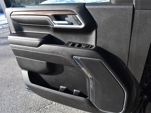 Used 2023 Chevrolet Silverado 1500 LT Trail Boss image 33