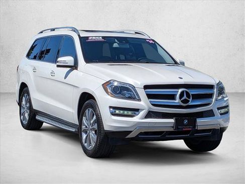 Used 2014 Mercedes-Benz GL 450 4MATIC image 3