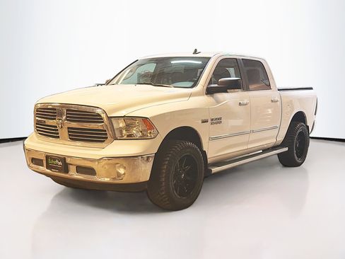 Used 2017 RAM 1500 Big Horn image 3