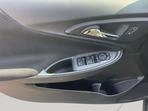 Used 2025 Chevrolet Malibu LT w/ LPO, Floor Liner Package FWD image 17