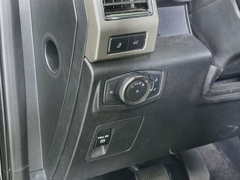 Used 2020 Ford Expedition Max XLT w/ Equipment Group 202A RWD image 13