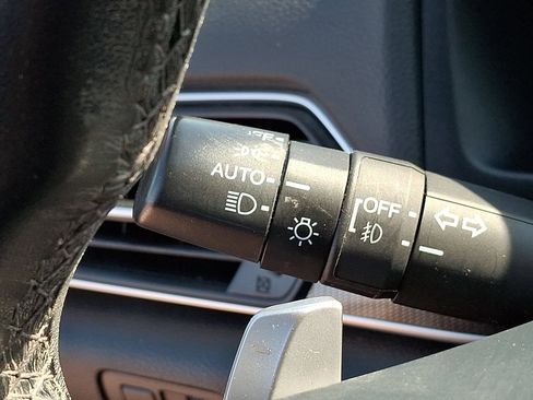 Used 2019 Honda Accord Sport image 25