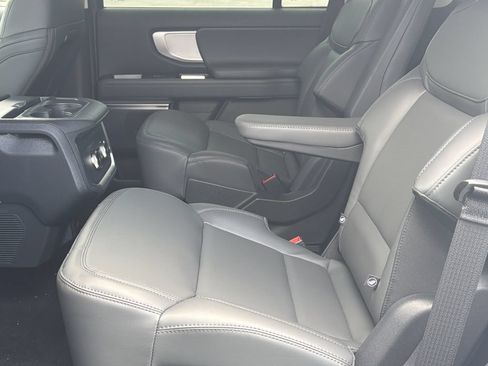 New 2026 Ford Expedition Active RWD image 15