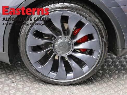 Used 2021 Tesla Model Y Performance AWD/4WD image 8