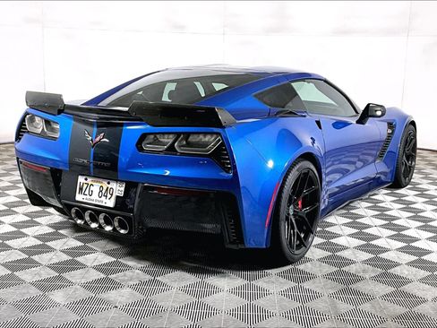 Used 2016 Chevrolet Corvette Z06 w/ 2LZ Preferred Equipment Group RWD image 9