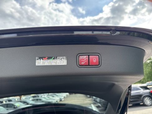 New 2026 Mercedes-Benz GLC 300 4MATIC image 28