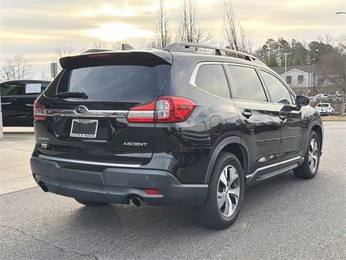 Used 2019 Subaru Ascent Premium image 3