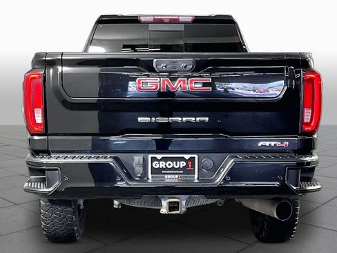 Used 2022 GMC Sierra 2500 AT4 w/ AT4 Preferred Package AWD/4WD image 5