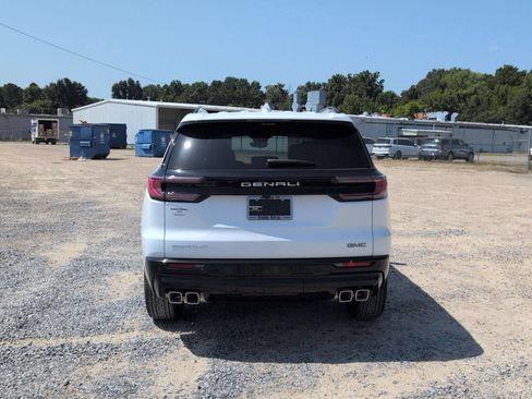 New 2026 GMC Acadia Denali Ultimate FWD image 5