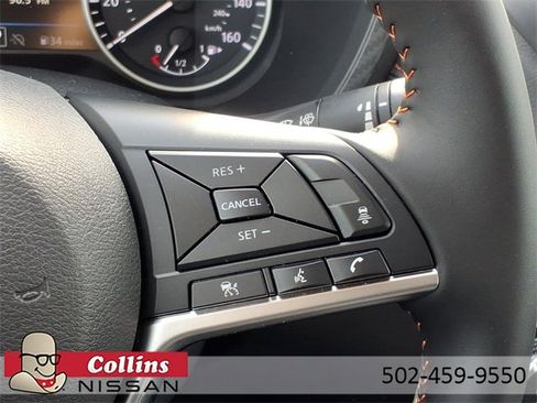 Certified 2025 Nissan Sentra SR image 23