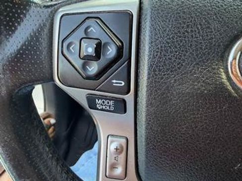 Used 2017 Toyota 4Runner Limited AWD/4WD image 16