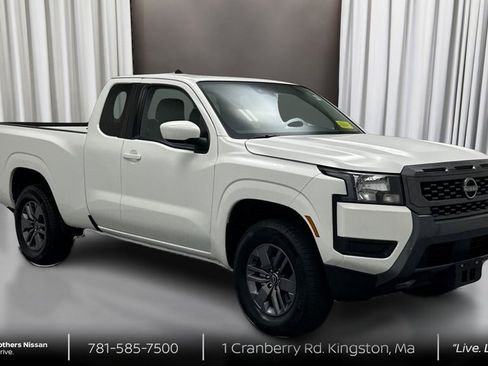 New 2026 Nissan Frontier SV w/ Tow Package image 3