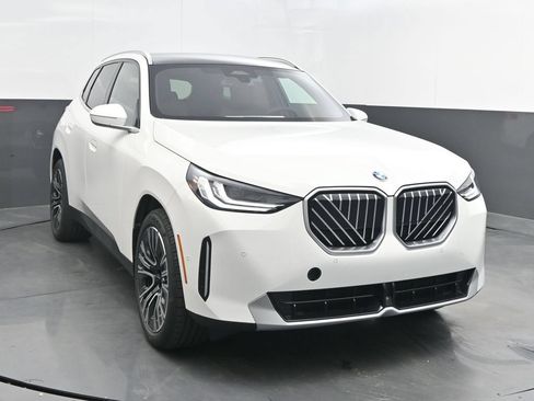 Used 2026 BMW X3 xDrive30i w/ Convenience Package AWD/4WD image 9