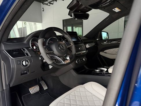 Used 2019 Mercedes-Benz GLE 63 AMG S image 32