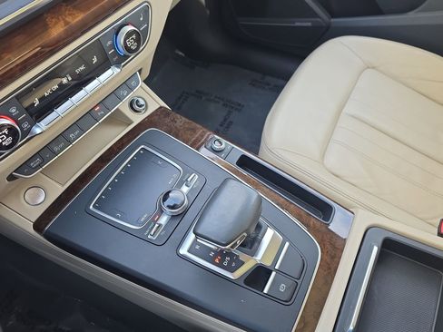 Used 2018 Audi Q5 2.0T Premium Plus image 25
