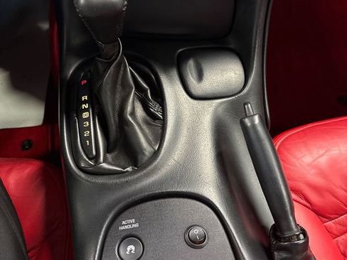 Used 2004 Chevrolet Corvette Coupe w/ Roof Package image 45