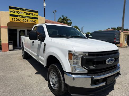 Used 2021 Ford F250 XL w/ Power Equipment Group AWD/4WD image 3