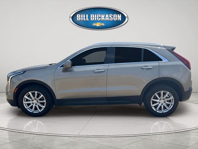 Used 2023 Cadillac XT4 Luxury w/ Cold Weather Package FWD image 4