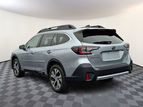 Used 2020 Subaru Outback Limited image 7