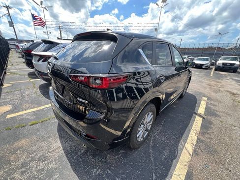 Used 2025 MAZDA CX-5 AWD 2.5 S w/ Preferred Package image 4
