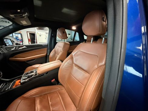 Used 2017 Mercedes-Benz GLE 43 AMG 4MATIC Coupe w/ Parking Assist Package image 25