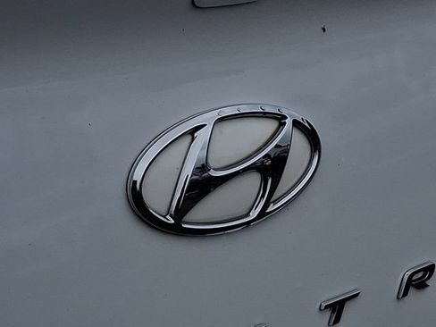 Used 2020 Hyundai Elantra Value Edition w/ Cargo Package (C1) FWD image 31