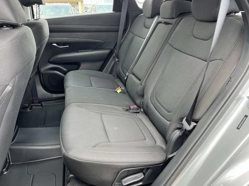 Certified 2025 Hyundai Tucson SE FWD image 18