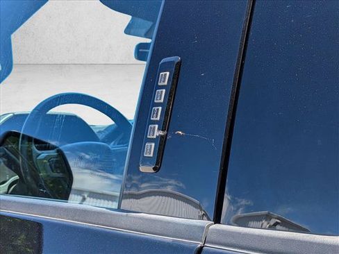 Used 2022 Ford F250 Lariat AWD/4WD image 14