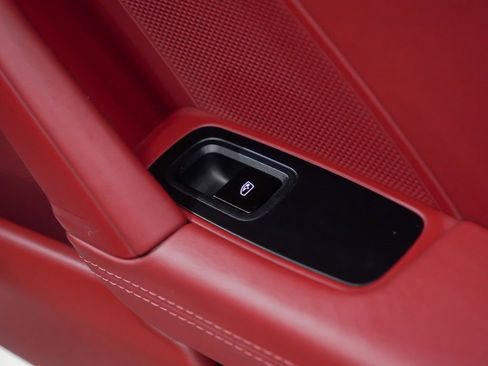 Certified 2020 Porsche 911 Carrera 4S image 16