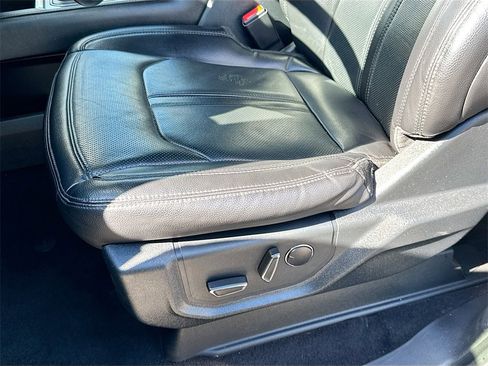 Used 2021 Ford Expedition Max Limited image 21