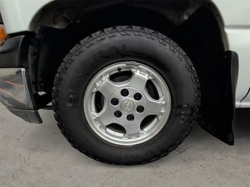 Used 2002 Chevrolet Silverado 1500 LT image 14